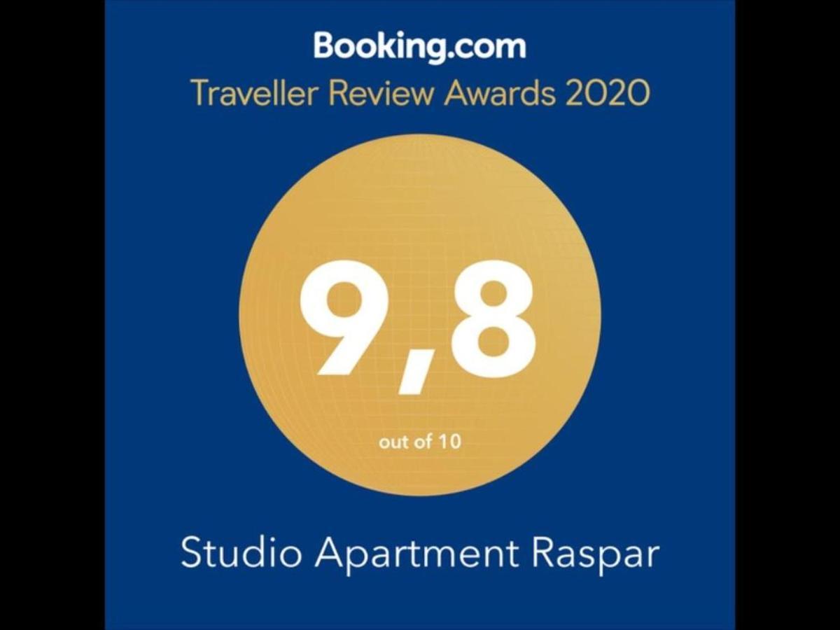 Studio Apartment Oliva プーラ エクステリア 写真